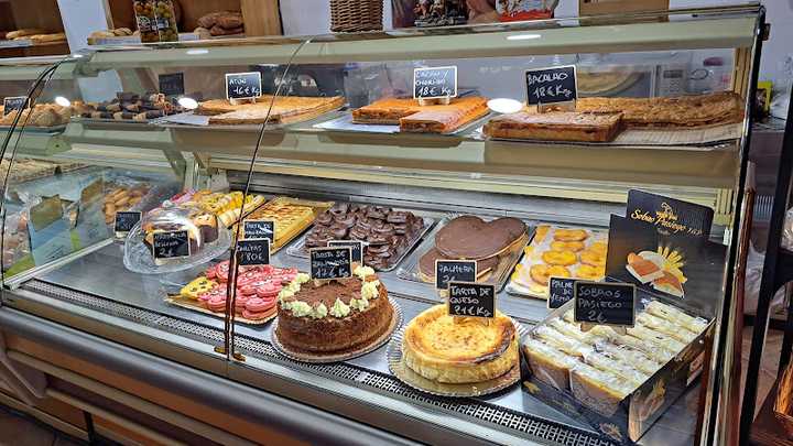 Fotografia tomada fuera de La Ensaimadería de Carola - Pastelería en Madrid, Madrid