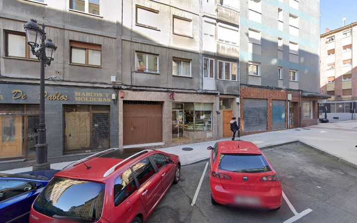 Fotografia tomada fuera de La Espiga de Oro - Panadería en Oviedo, Asturias