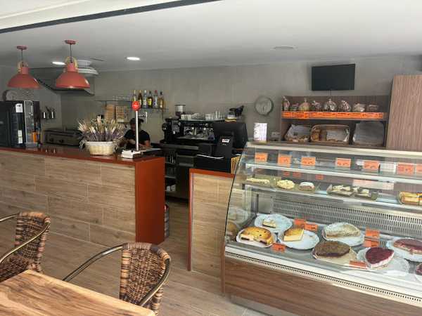 Fotografia tomada fuera de Bäckerei Danubio - Panadería en San Bartolomé de Tirajana, Las Palmas