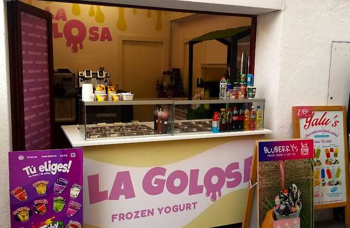 Fotografia tomada fuera de La Golosa - Gelateria Cafeteria - Heladería en Tossa de Mar, Girona