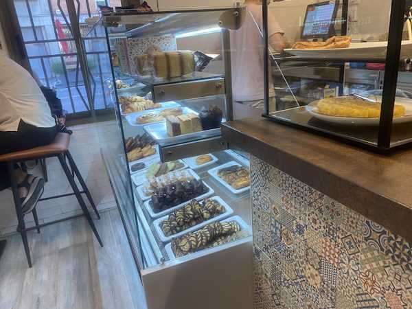 Fotografia tomada fuera de La Mattina café - Cafeteria en Sabiñánigo, Huesca