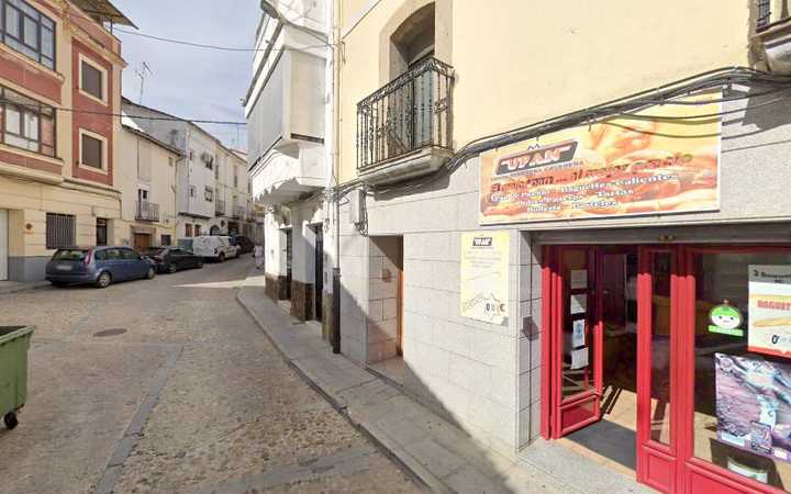 Fotografia tomada fuera de La Ñameria de Lydia - Panadería en Jaraíz de la Vera, Cáceres