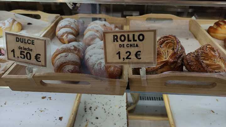 Fotografia tomada fuera de Bakers Panadería - Forn de pa en Barcelona, Barcelona