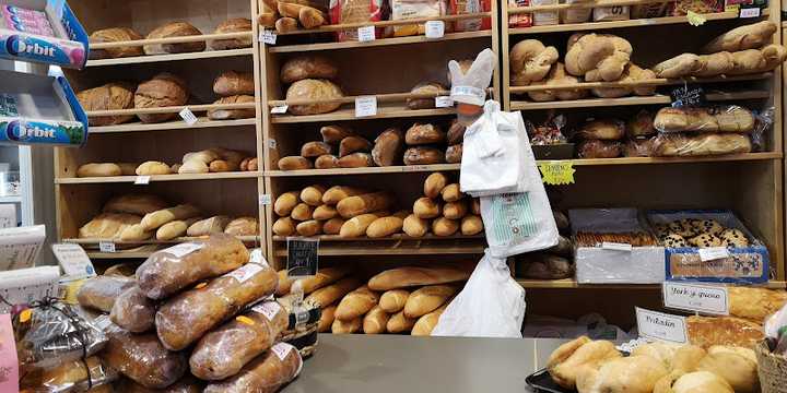Fotografia tomada fuera de La pandiella - Panadería en Oviedo, Asturias