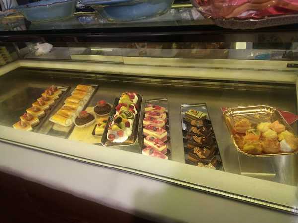 Fotografia tomada fuera de La Pastisseria - Pastisseria en Terrassa, Barcelona