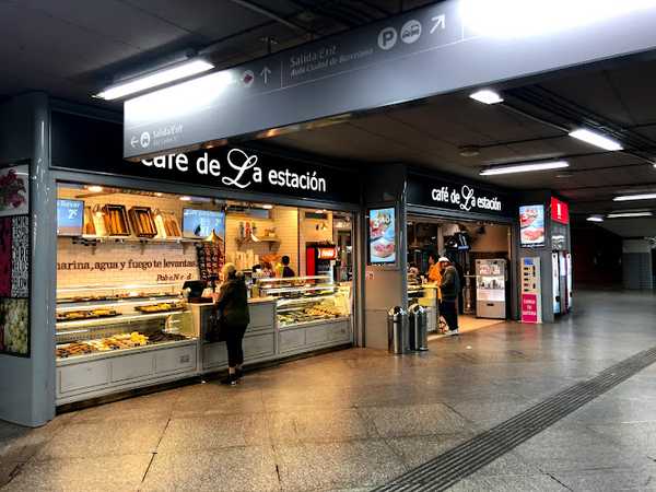Fotografia tomada fuera de La Pausa - restaurantes en Madrid, Madrid
