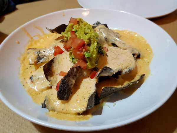 Fotografia tomada fuera de La Puebla Gastro MX - restaurantes en Sarón, Cantabria