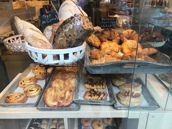 Fotografia tomada fuera de Bakery Richard - cafeterías en A Coruña, A Coruña