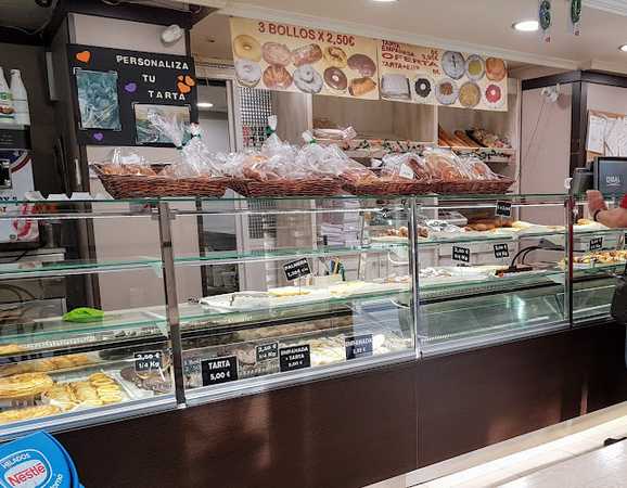 Fotografia tomada fuera de La Tahona de Andrea - Panadería en Madrid, Madrid