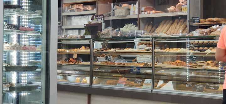Fotografia tomada fuera de LA TAHONA DE ANDREA II - Panadería en Madrid, Madrid