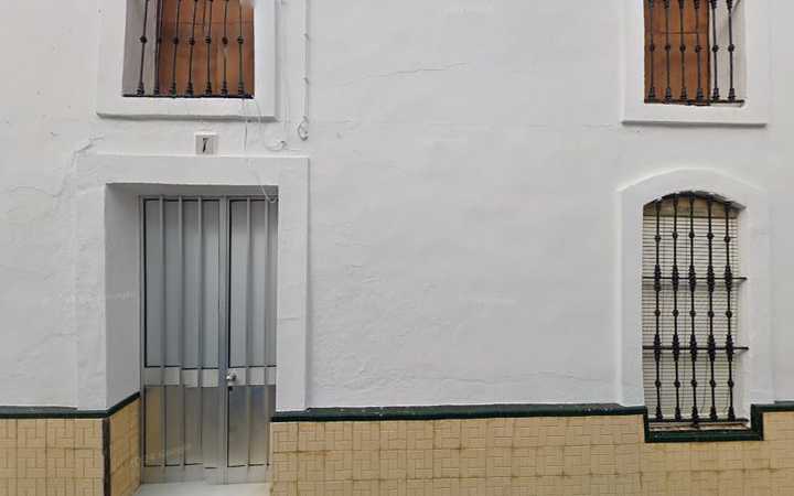 Fotografia tomada fuera de La Tienda de Cruz - Panadería en El Cerro de Andévalo, Huelva