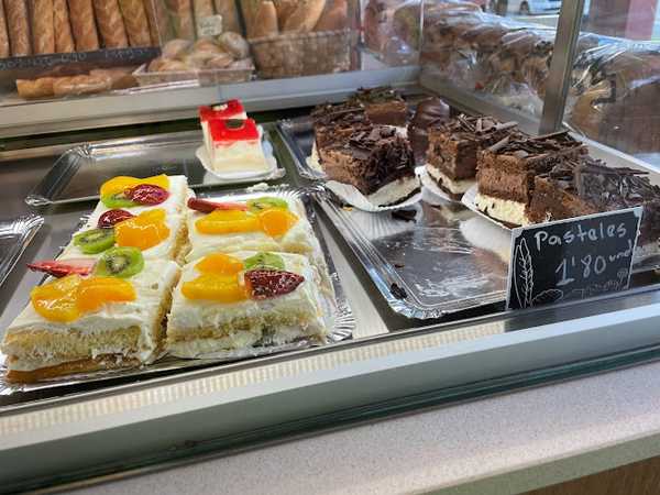 Fotografia tomada fuera de La Vega - Panadería en Santander, Cantabria