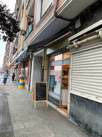 Fotografia tomada fuera de Lamia Okindegia - Panadería en Leioa, Bizkaia