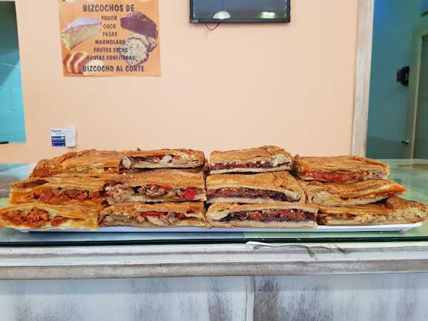 Fotografia tomada fuera de Las Empanadas de la Abuela - Panadería en Gijón, Asturias