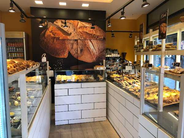 Fotografia tomada fuera de Le Fournil - Bakery en Barcelona, Barcelona