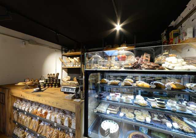 Fotografia tomada fuera de Levaduramadre - Panadería en Madrid, Madrid