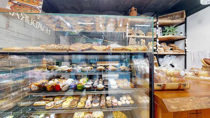 Fotografia tomada fuera de Levaduramadre - Panadería en Barcelona, Barcelona