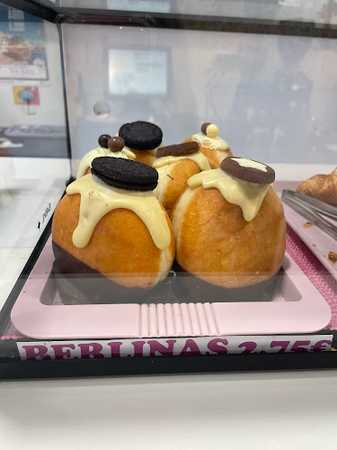 Fotografia tomada fuera de LIDIA BAKES - Cake shop en Miranda de Ebro, Burgos