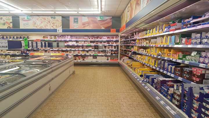 Fotografia tomada fuera de Lidl - Supermercado de descuentos en Reinosa, Cantabria