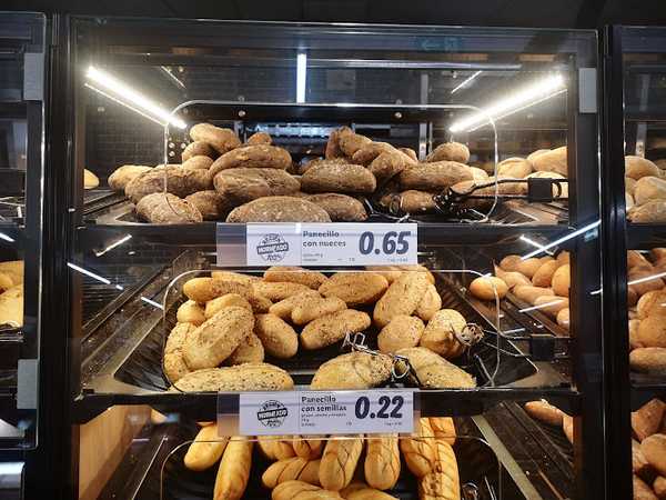 Fotografia tomada fuera de Lidl - Supermercado de descuentos en Puerto del Carmen, Las Palmas