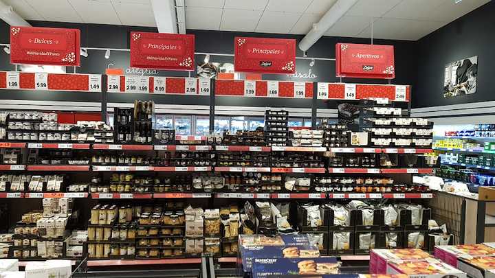 Fotografia tomada fuera de Lidl - Supermercado de descuentos en Úbeda, Jaén