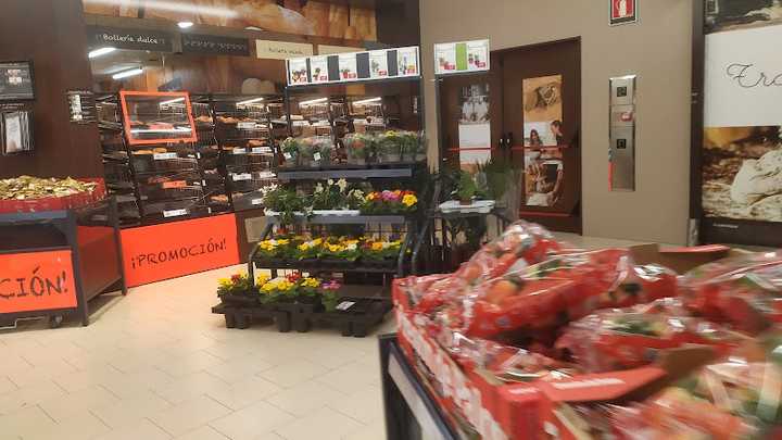 Fotografia tomada fuera de Lidl - Supermercado de descuentos en Iurreta, Bizkaia