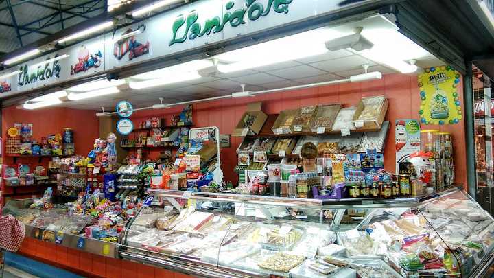 Fotografia tomada fuera de Llamidolç - Pastisseria en Mollet del Vallès, Barcelona