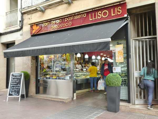 Fotografia tomada fuera de Lliso Lis - Pastisseria en Barcelona, Barcelona