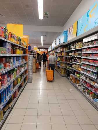 Fotografia tomada fuera de Lupa Supermercados - Supermercado en Potes, Cantabria