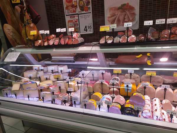 Fotografia tomada fuera de Lupa Supermercados - Supermercado en Casalarreina, La Rioja