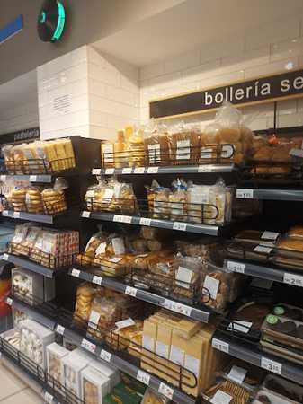 Fotografia tomada fuera de Lupa Supermercados - Supermercado en ES, Burgos