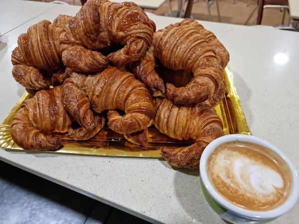 Fotografia tomada fuera de MA BAKER - cafeterías en Sant Vicenç dels Horts, Barcelona