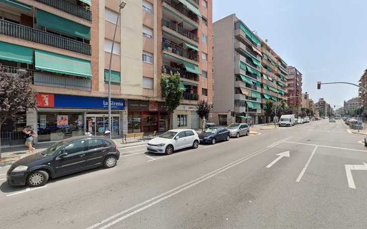 Fotografia tomada fuera de MacxiPa - Panadería en Granollers, Barcelona