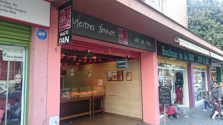Fotografia tomada fuera de MacxiPa - Panadería en Barcelona, Barcelona
