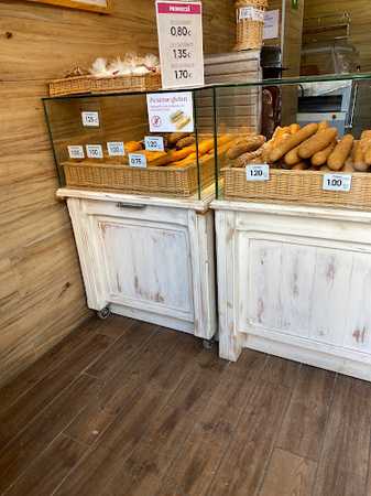 Fotografia tomada fuera de Macxipa Sant Ildefons - Panadería en Cornellà de Llobregat, Barcelona