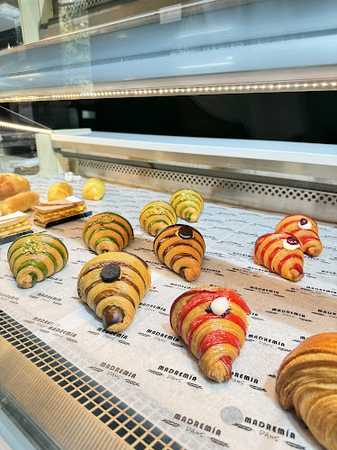 Fotografia tomada fuera de Madremia Pans - Panadería en Madrid, Madrid