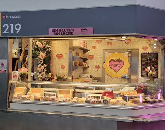 Fotografia tomada fuera de Magora Bakery - Panadería Pastelería sin Gluten y sin Leche en Bilbao - Pastelería en Bilbao, Bizkaia