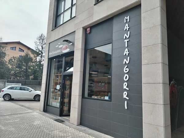 Fotografia tomada fuera de Mantangorri - Cafetería en Donostia-San Sebastian, Gipuzkoa