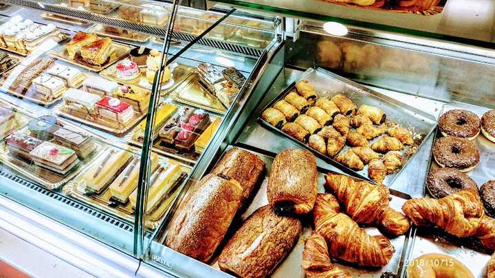 Fotografia tomada fuera de Manuel Vicente García - Panadería en San Miguel de Salinas, Alicante