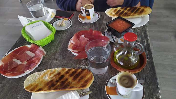 Fotografia tomada fuera de Bar Jeypa - bares en Ruecas, Badajoz