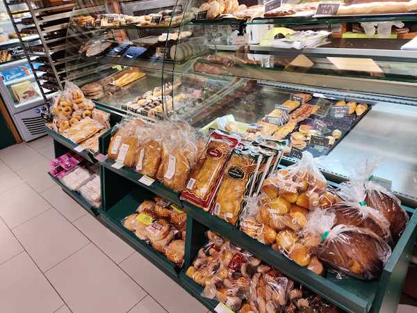 Fotografia tomada fuera de Martín Martín - Comercio en Huesca, Huesca