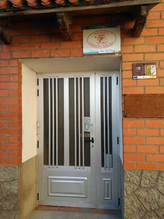 Fotografia tomada fuera de Martínez Giganto B.M. - Panadería en Melgar de Arriba, Valladolid