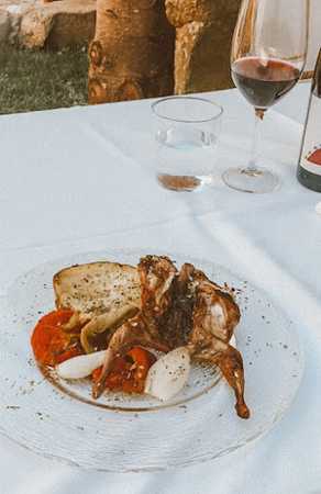 Fotografia tomada fuera de Mas La Rovira Restaurante - restaurantes en Espinelves, Girona