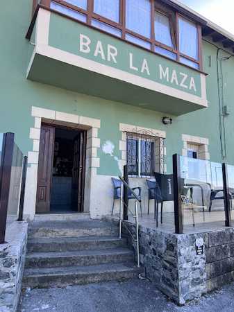 Fotografia tomada fuera de Bar La maza - bares en Arnuero, Cantabria