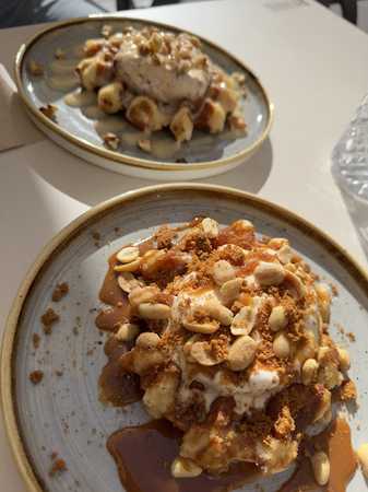 Fotografia tomada fuera de Melatte Crepes & Waffles - cafeterías en Cuenca, Cuenca