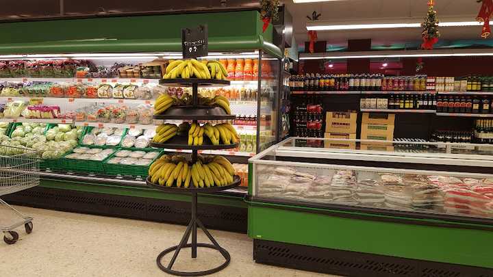 Fotografia tomada fuera de Mercadona - Supermercado en Cúllar Vega, Granada