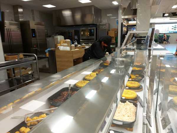 Fotografia tomada fuera de Mercadona - Supermercado en Dénia, Alicante