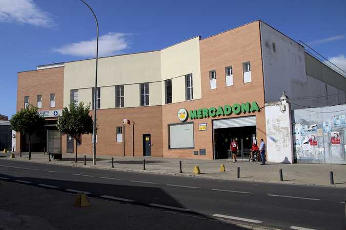 Fotografia tomada fuera de Mercadona - Supermercado en La Palma del Condado, Huelva