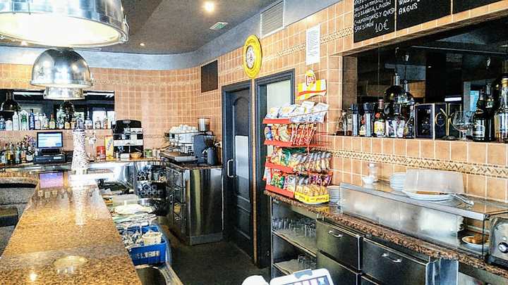 Fotografia tomada fuera de Bar Nai Pai - bares en Mera, A Coruña