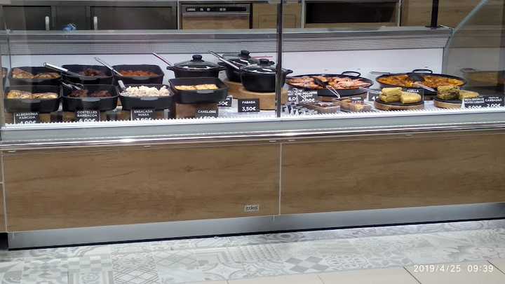 Fotografia tomada fuera de Mercadona - Supermercado en Santa Margarida de Montbui, Barcelona